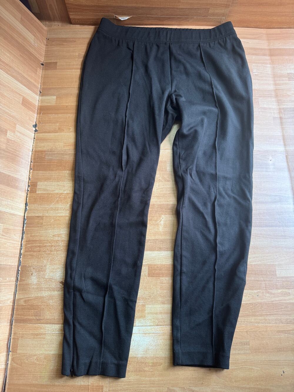 Talbots Petites Black Tech Stretch Pull-On Straight Leg Pants MP